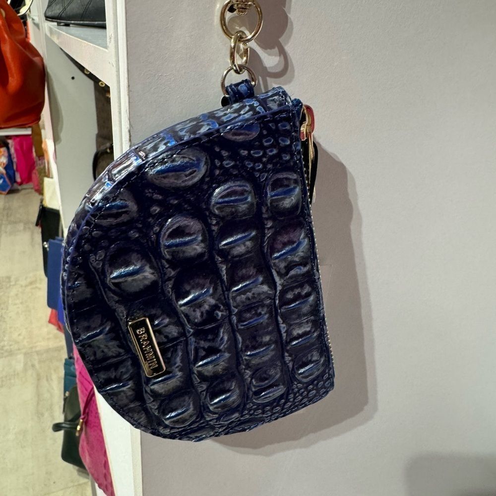 New Brahmin Britt in kyanite